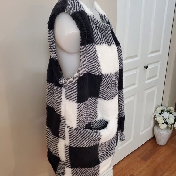 Fleece lumberjack plaid vest M/L 36-38 bust - Picture 5 of 6
